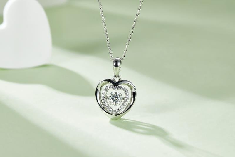 S925 Dancing Moissanite Heart Pendant With 925 Chain - Image 2